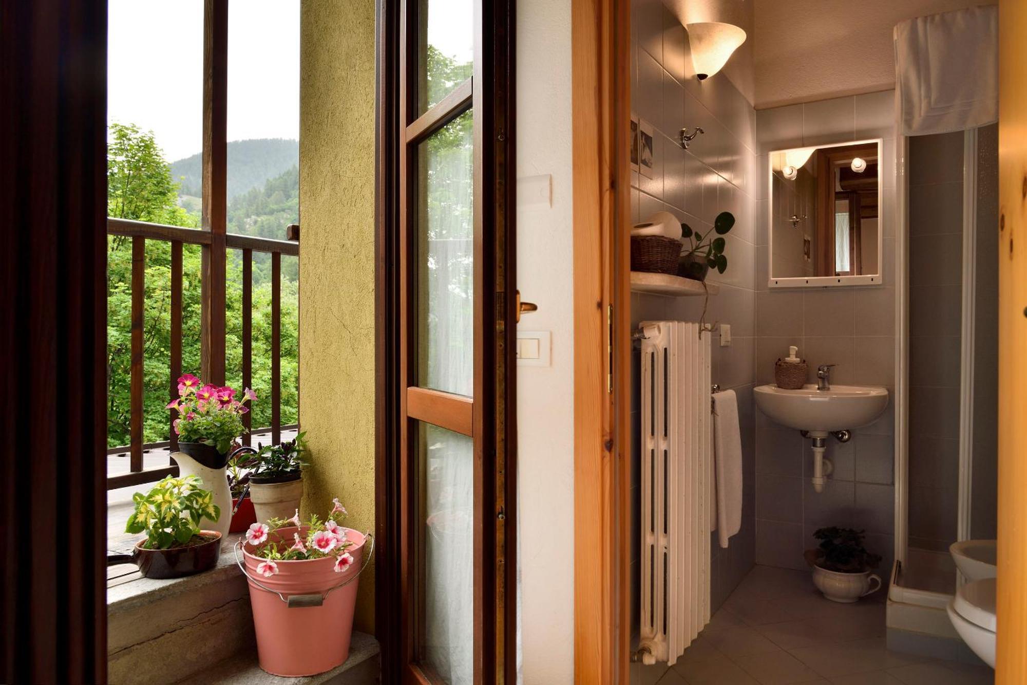 Rifugio Lou Lindal Hotel Canosio Eksteriør billede